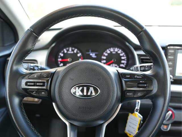 KIA Stonic 1.0 T-GDi DynamicLine | Achteruitrijcamera | Cruise control