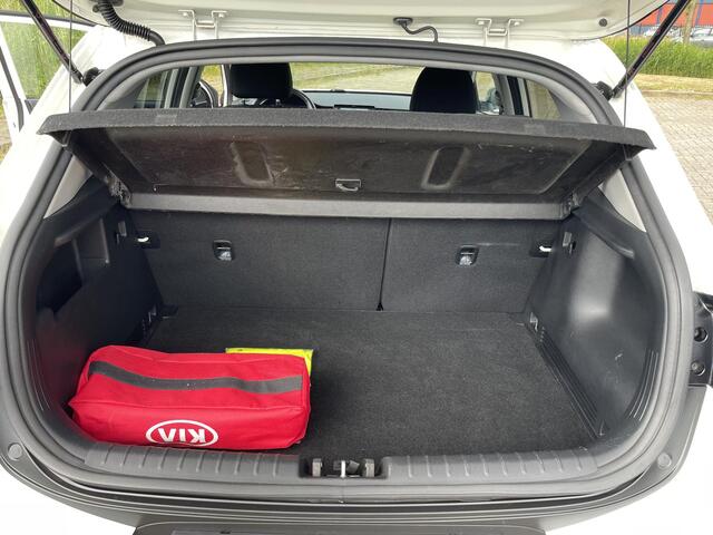 KIA Stonic 1.0 T-GDi DynamicPlusLine | Climate control | Achteruitrijcamera | Navigatie | Apple carplay |