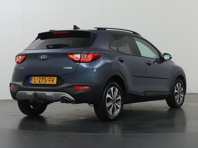 KIA Stonic 1.0 T-GDi MHEV DynamicPlusLine | Trekhaak | Keyless | Navigatie | Parkeercamera | Apple Carplay/Android Auto | Climate Control |