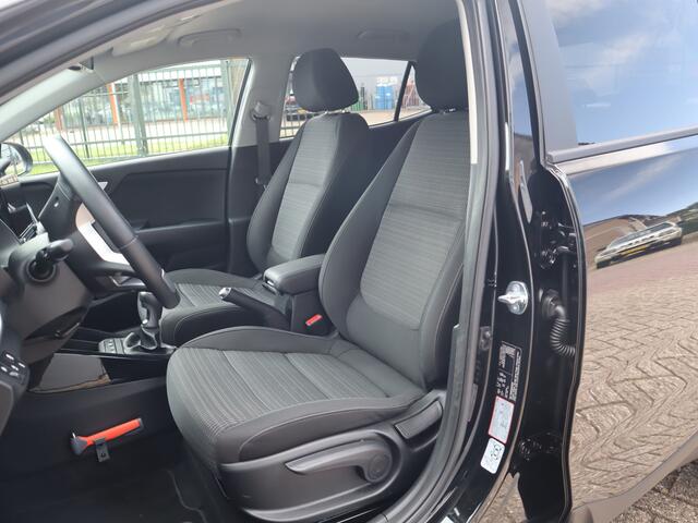 KIA Stonic 1.0 T-GDi MHEV DynamicPlusLine / Camera / Stoel & Stoelverwarming / Eerste eigenaar