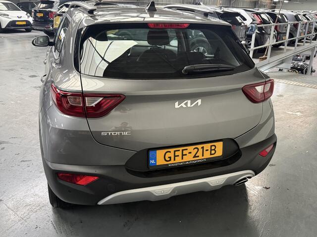 KIA Stonic 1.0 T-GDi MHEV DynamicLine NL Auto, slechts 27663km, zeer nette uitvoering, 1e eigenaar