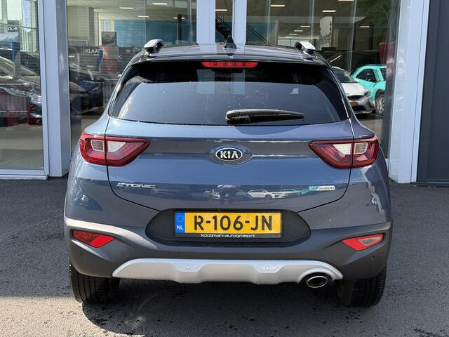 KIA Stonic 1.0 T-GDI MHEV DynamicLine | Achteruitrijcamera | Navigatie | Dodehoeksensor | Keyless go/start | Climate control