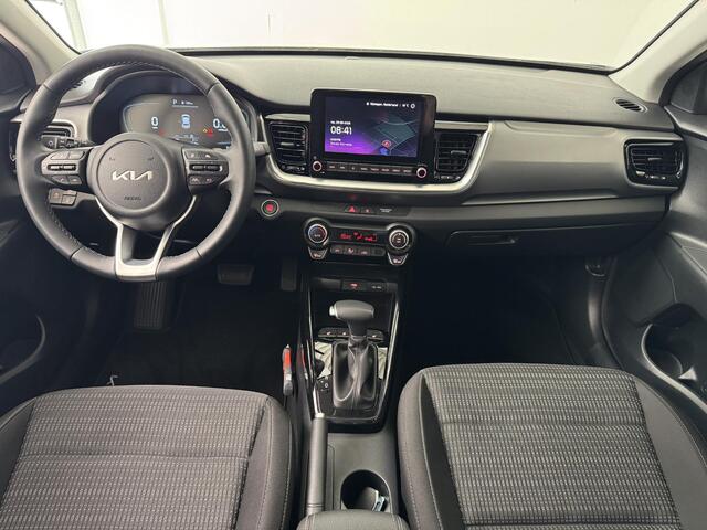 KIA Stonic 1.0 T-GDi MHEV DynamicPlusLine | Navigatie | Camera | Stoelverwarming | Climate Control | All-Season Banden |
