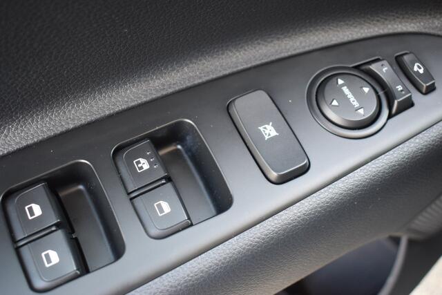 KIA Stonic 1.0 T-GDi MHEV DynamicPlusLine | Stoelverwarming | Camera | Navigatie | Apple carplay & Android auto | tot 10j. Kia Garantie |