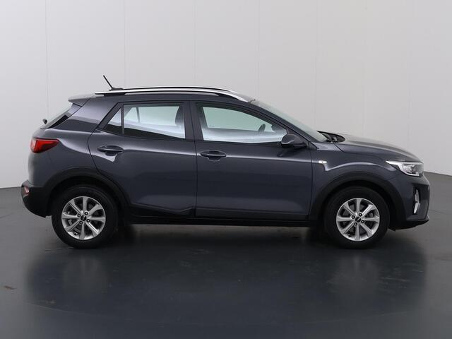 KIA Stonic 1.0 T-GDi MHEV DynamicLine | Parkeercamera | Apple Carplay/Android Auto | Climate Control | Cruise control |