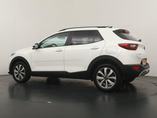 KIA Stonic 1.0 T-GDi MHEV DynamicPlusLine - Stoelverwarming - Stuurwielverwarming - Camera - AppleCarplay - Android Auto - Fabrieksgarantie tot 06-2031 of 150.000km