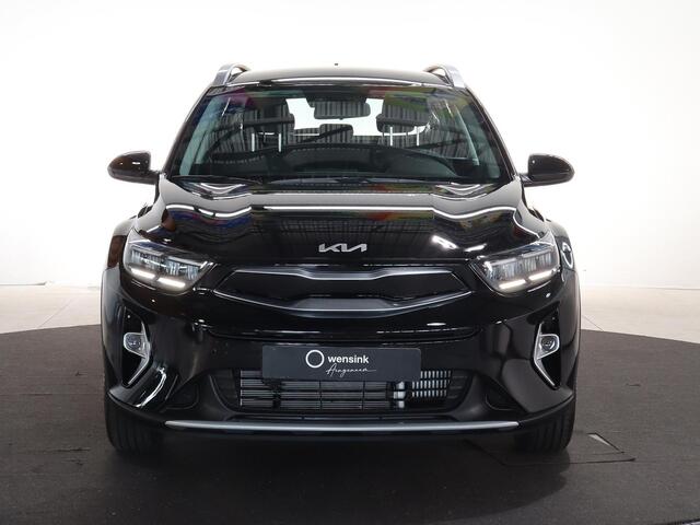 KIA Stonic DynamicLine 1.0 T-GDi MHEV | LED-koplampen | Cruise Control | Achteruitrijcamera | Dakrails | lichtmetalen velgen | Digitaal Dashboard Appel CarPlay/Android Auto | Climate Control |