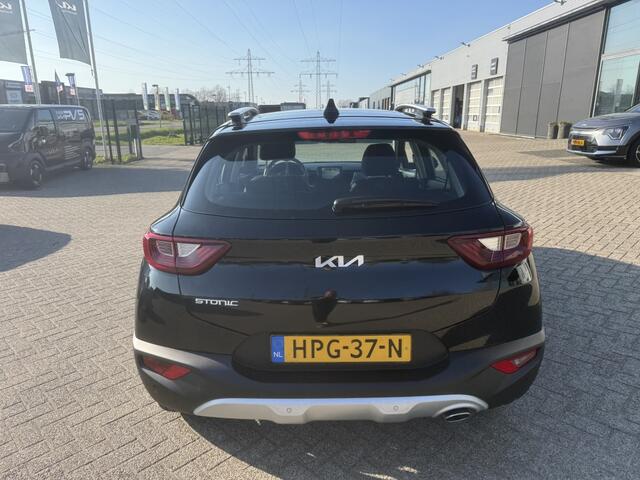 KIA Stonic 1.0 T-GDi MHEV DynamicLine NAVI + CAMERA