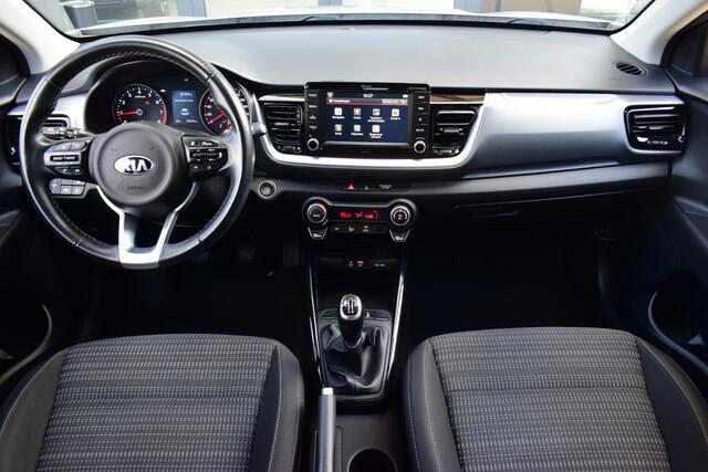 KIA Stonic 1.0 T-GDi DynamicPlusLine | Trekhaak | Navigatie | Camera | Climate + Cruise Control | Tot 10Jr. Kia-Garantie |