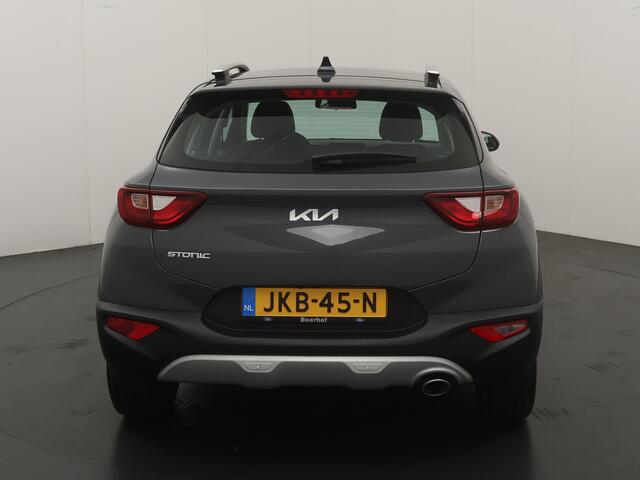 KIA Stonic T-GDi MHEV 100 pk DynamicLine | Navigatie | Climate Control | Cruise Control | Camera | Apple Carplay | 16" | Zeer zuinig |