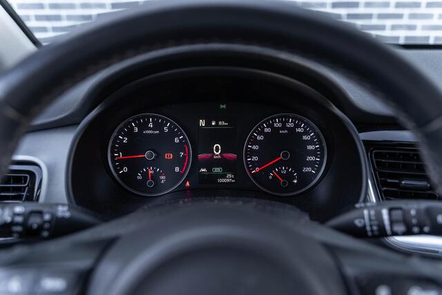 KIA Stonic 1.0 T-GDi 100 MHEV DynamicLine | Navigatie | Apple Carplay | Android Auto | Achteruitrijcamera | Parkeersensoren | Climate Control | Lichtmetalen Velgen | Cruise Control Adaptief