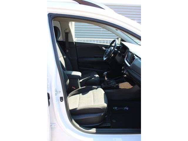 KIA Stonic 1.0 T-GDi DynamicPlusLine NAVIGATIE, ACHTERUITRIJCAMRERA, TREKHAAK