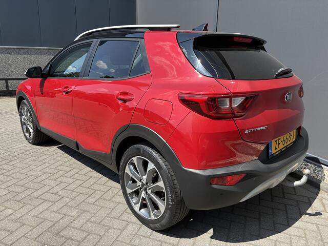 KIA Stonic 1.0 T-GDi DynamicPlusLine Achteruitrijcamera - Airco - Parkeersensor achter - Navigatie - Cruise control - Dakrails - keyless entry and start - Elektrische ramen - Radio - Mistlampen - Bluetooth - Licht metalen velgen Start/stop systeem - Elektrische rame