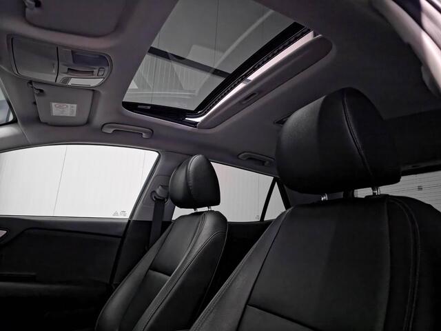 KIA Stonic 1.0 T-GDi MHEV Platinum | Panoramadak | Volleder | Winter | BLIS | Keyless