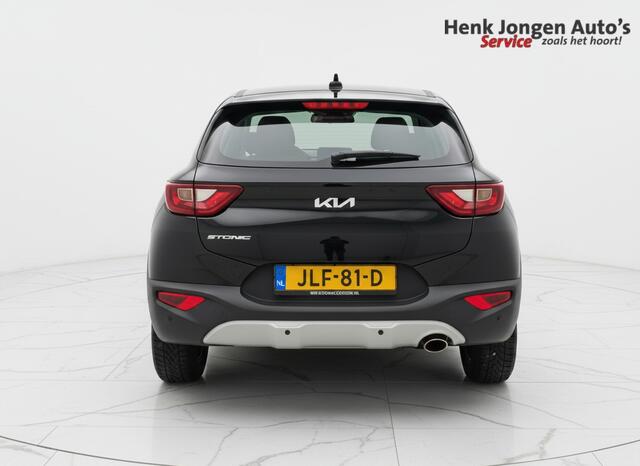 KIA Stonic 1.0 T-GDi MHEV AUTOMAAT uit 2022 Rijklaar + fabrieksgarantie tot 08-29 Henk Jongen Auto's in Helmond, al 50 jaar service zoals 't hoort!