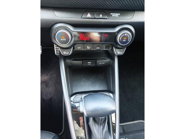 KIA Stonic 1.0 T-GDi MHEV GT-Line | 120PK | Stuur-/Stoelverwarming | Navigatie | Climate Control | Camera | Apple Carplay/Android Auto |