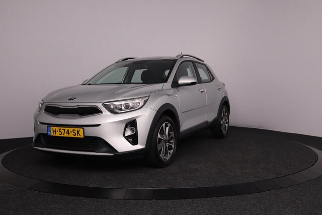 KIA Stonic 1.0 T-GDi DynamicLine | Navigatie via Apple Car Play } Achteruitrijcamera