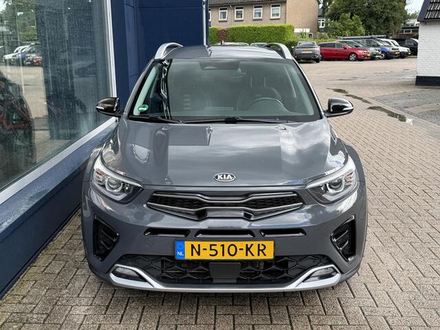 KIA Stonic 1.0 T-GDi MHEV GT-Line 6-Bak | Hoge Instap | Vol Opties | Stuurverwarming | Stoelverwarming | Led Verlichting | Parkeersensoren | Full Map Navigatie | Achteruitrij-Camera | Key-Less Entry |