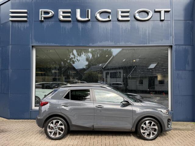 KIA Stonic 1.0 T-GDi MHEV GT-Line 6-Bak | Hoge Instap | Vol Opties | Stuurverwarming | Stoelverwarming | Led Verlichting | Parkeersensoren | Full Map Navigatie | Achteruitrij-Camera | Key-Less Entry |