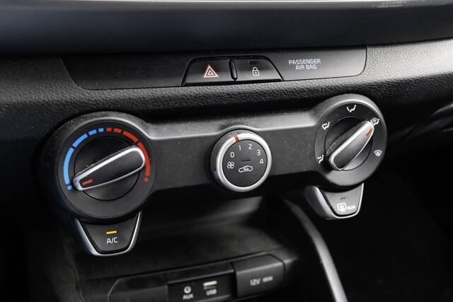 KIA Stonic 1.0 T-GDi DynamicLine | Camera | Navigatie | Trekhaak | Cruise Control