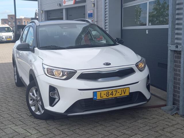 KIA Stonic 1.0 T-GDi MHEV DynamicLine - CAMERA - CARPLAY / ANDROID - PDC - AIRCO - CRUISE - LED -