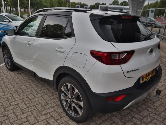 KIA Stonic 1.0 T-GDi DynamicPlusLine | Navigatie | Camera | Climate Control | Trekhaak | tot 10 jaar Garantie |