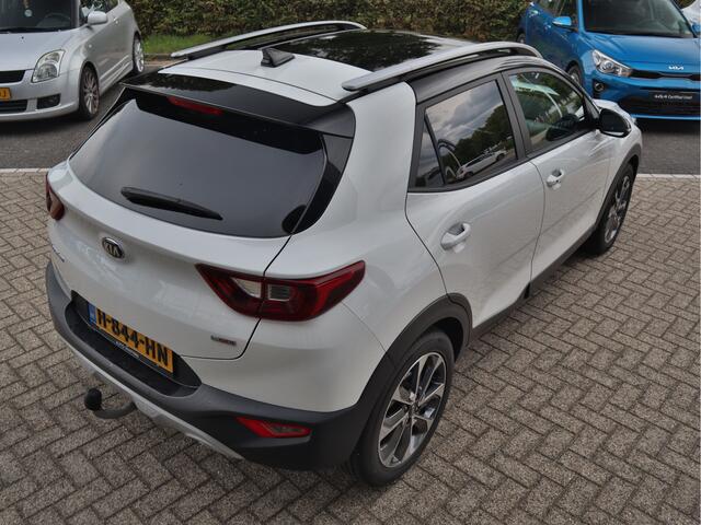 KIA Stonic 1.0 T-GDi DynamicPlusLine | Navigatie | Camera | Climate Control | Trekhaak | tot 10 jaar Garantie |