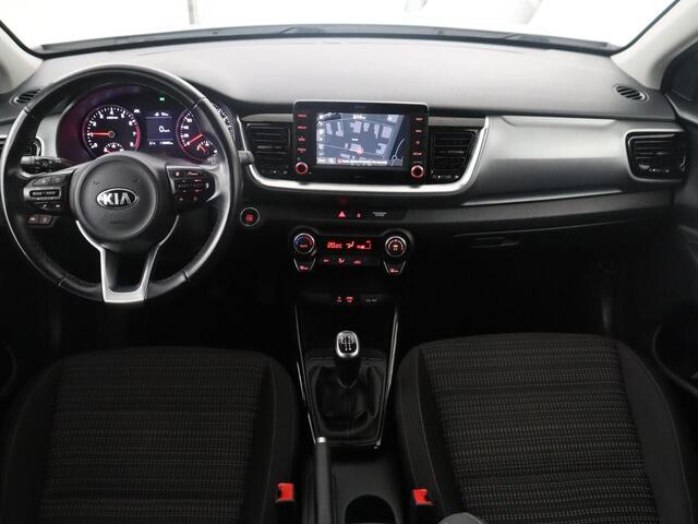 KIA Stonic 1.0 T-GDi DynamicPlusLine | Carplay | Climate control | Cruise control | Camera | Park assist | Full LED | Keyless |