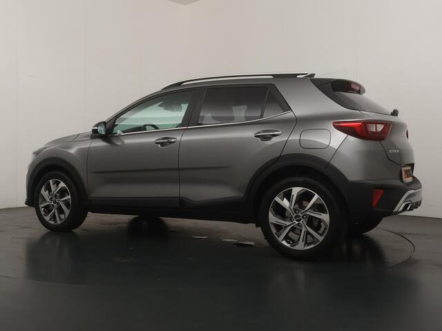 KIA Stonic 1.0 T-GDi MHEV GT-Line Stoel/-Stuurwielverwarming - Achteruitrijcamera - Climate Control - Navigatie - Apple Carplay / Android Auto - Fabrieksgarantie tot 05-2031