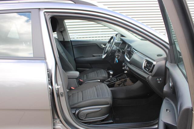 KIA Stonic 1.0 T-GDi MHEV DynamicLine AUTOMAAT NAVIGATIE, ACHTERUITRIJCAMERA, LICHT METALEN VELGEN
