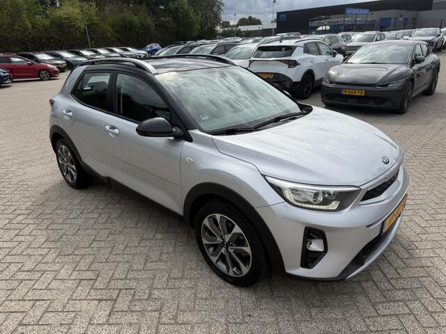 KIA Stonic 1.0 T-GDi DynamicLine Navi + Camera + TREKHAAK AFN.