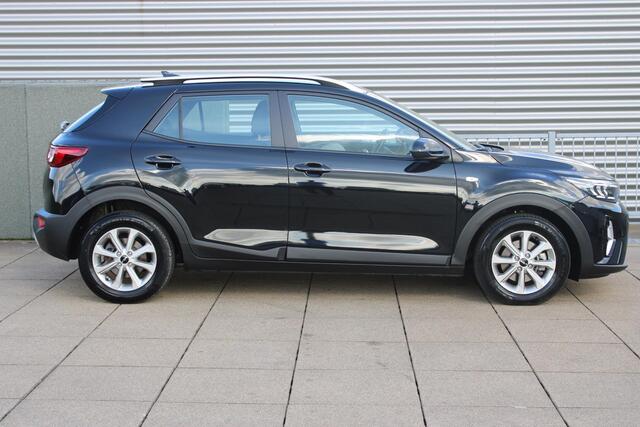 KIA Stonic 1.0 T-GDi MHEV DynamicLine LICHT METALEN VELGEN. NAVIGATIE, ACHTERUITRIJCAMERA