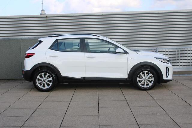 KIA Stonic 1.0 T-GDi MHEV DynamicLine NAVIGATIE, ACHTERUITRIJCAMERA, LICHT METALEN VELGEN