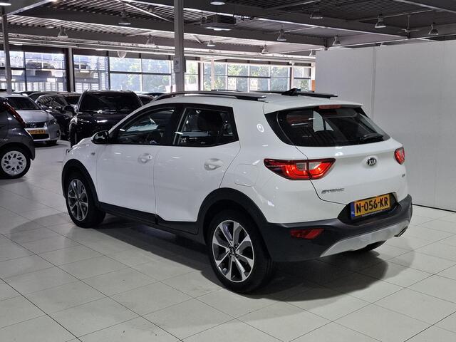 KIA Stonic 1.0 T-GDi DynamicLine Apple Carplay/Android Auto, Navigatie, Camera.