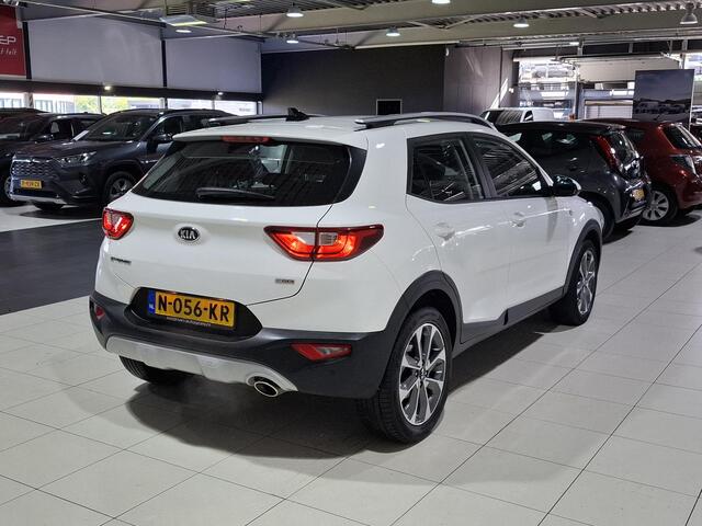 KIA Stonic 1.0 T-GDi DynamicLine Apple Carplay/Android Auto, Navigatie, Camera.