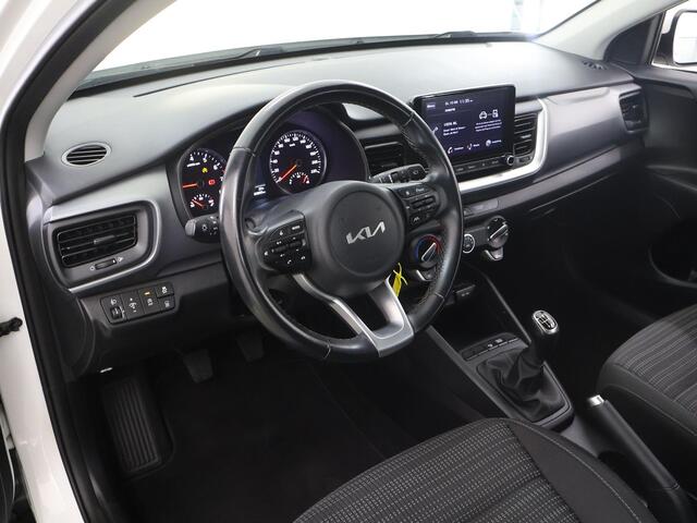 KIA Stonic 1.0 T-GDi MHEV DynamicLine | Parkeercamera | Bluetooth | Airco | Cruise Control | Navigatie via Carplay |