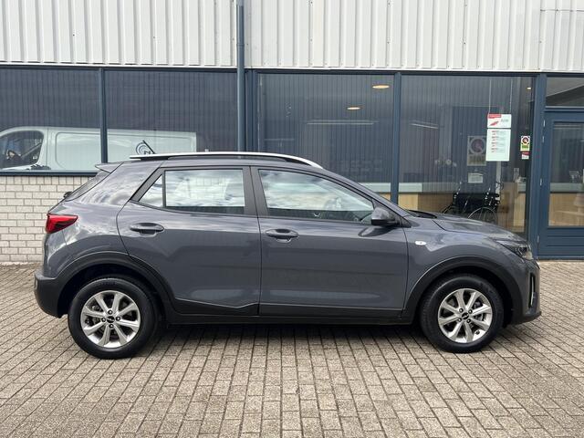KIA Stonic 1.0 T-GDi MHEV DynamicLine Apple carplay / camera / airco / lichtmetalen velgen