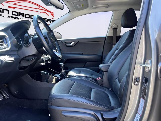 KIA Stonic 1.0 T-GDi Platinum Edition /Apple Carplay/Panodak/Parkeersens+Cam/Cruise&Clima Contr./Stoel-Stuurverw./Leder/DAB+/Navi/17"LMV/(MET GARANTIE*)