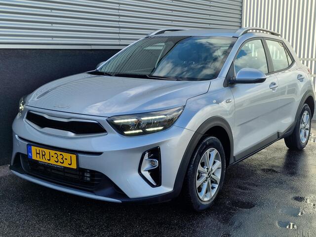 KIA Stonic 1.0 T-GDi MHEV DynamicLine Navigatie, Achteruitrijcamera, Cruise control, NL-auto, BTW-auto