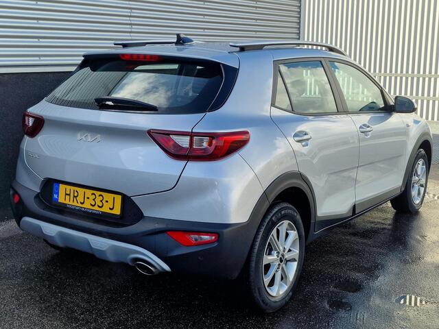 KIA Stonic 1.0 T-GDi MHEV DynamicLine Navigatie, Achteruitrijcamera, Cruise control, NL-auto, BTW-auto