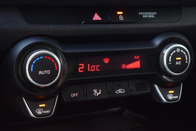 KIA Stonic 1.0 T-GDi MHEV DynamicPlusLine | Navigatie | Camera | Climate & Cruise Control | Tot 10Jr. Kia-Garantie |