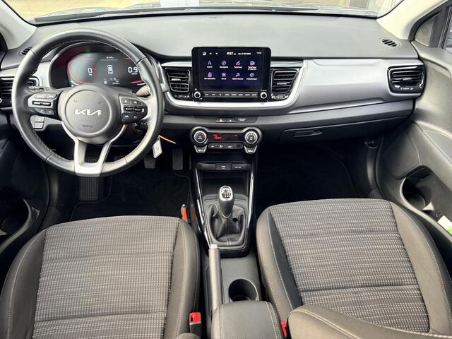 KIA Stonic 1.0 T-GDi MHEV DynamicLine | Lichtmetalen Velgen | Climate Control | Cruise Control | Parkeersensoren achter | Achteruitrijcamera