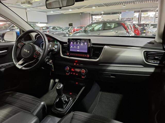 KIA Stonic 1.0 T-GDi MHEV DynamicLine Apple Carplay/Android Auto, Navigatie, Camera.