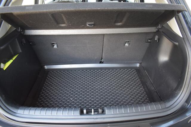 KIA Stonic 1.0 T-GDi DynamicLine | Navigatie | Camera | Cruise Control | Trekhaak | Keyless | Tot 10jr. Kia garantie |