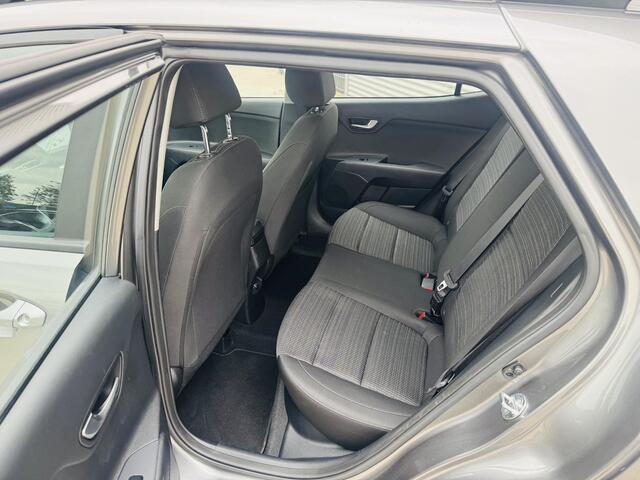 KIA Stonic 1.0 T-GDi MHEV DynamicLine Clima | Cruise | Navi | Camera | LED