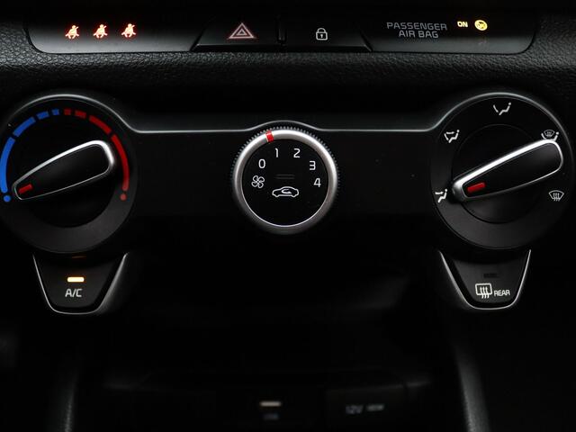 KIA Stonic 100pk T-GDi MHEV DynamicLine Apple Carplay/Android Auto | Airco