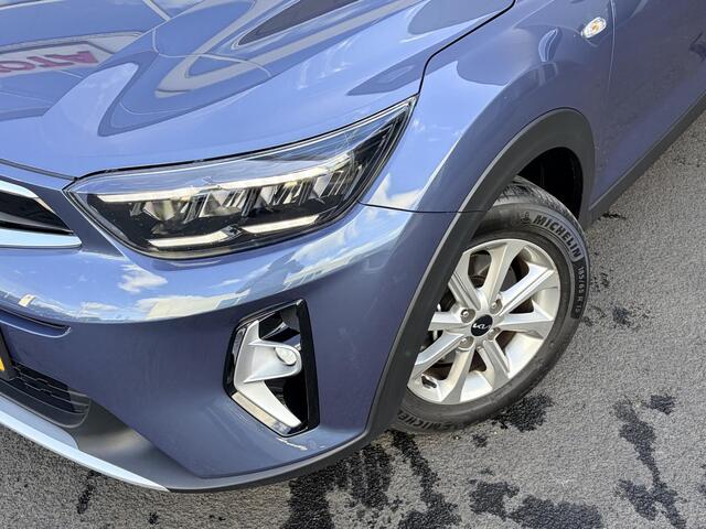 KIA Stonic 1.0 T-GDi MHEV DynamicLine | Climate Control | Navigatie | Achteruitrijcamera | Lane Assist | DAB