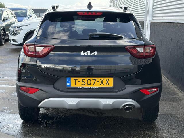KIA Stonic 1.0 T-GDi MHEV DynamicPlusLine Navigatie, Achteruitrijcamera, Climate control, Smart Key, Cruise control, Nieuw geleverd, 1e eign. Dealeronderhouden