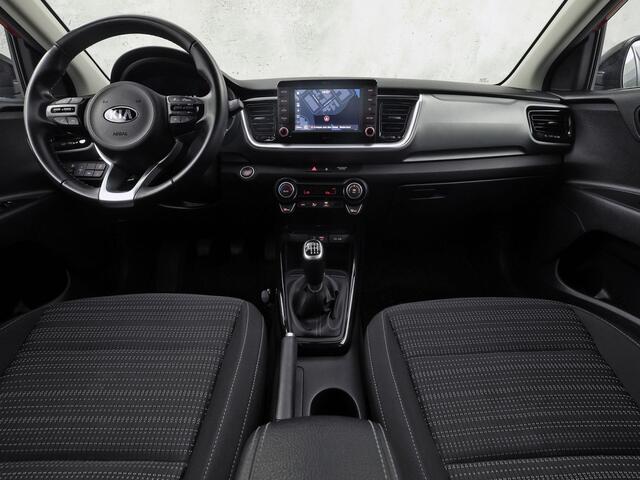 KIA Stonic 1.0 T-GDi Dynamic Sport (APPLE CARPLAY, GROOT NAVI, CLIMATE, CAMERA, SPORTSTOELEN, KEYLESS, TREKHAAK, CRUISE, NIEUWE APK, NIEUWSTAAT) – foto 5