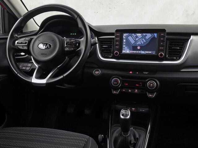 KIA Stonic 1.0 T-GDi Dynamic Sport (APPLE CARPLAY, GROOT NAVI, CLIMATE, CAMERA, SPORTSTOELEN, KEYLESS, TREKHAAK, CRUISE, NIEUWE APK, NIEUWSTAAT) – foto 6
